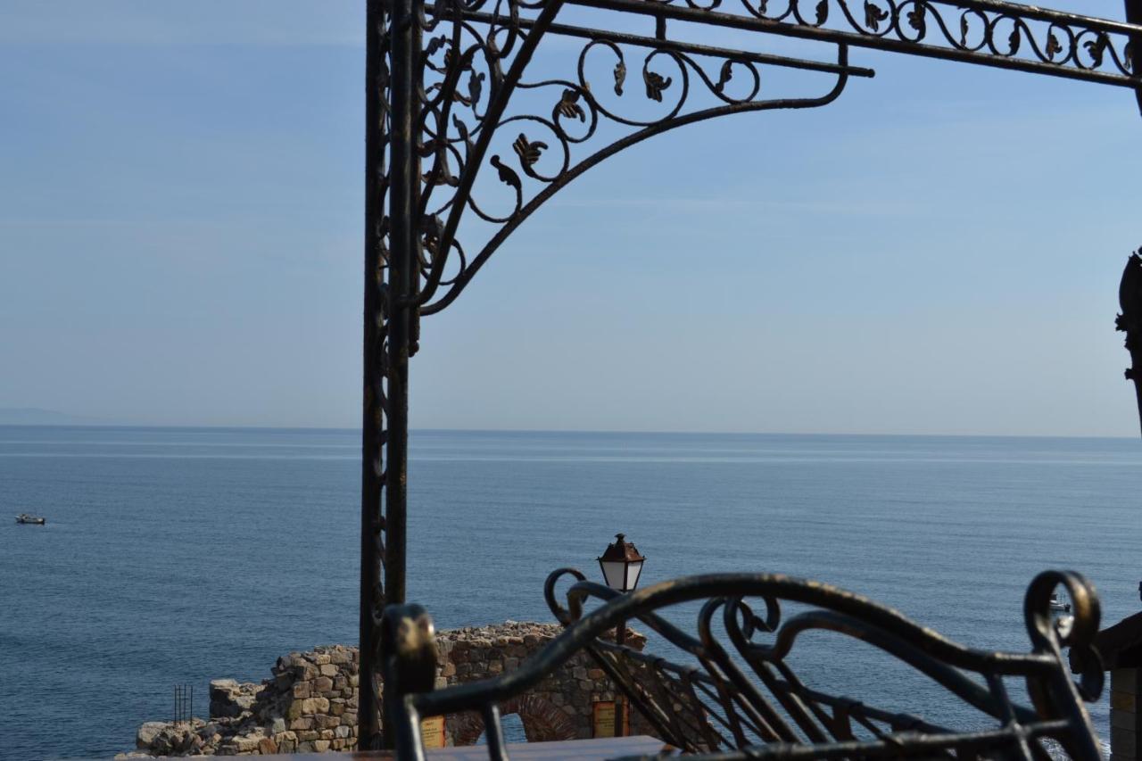 Hotel Diamanti Созополь Экстерьер фото