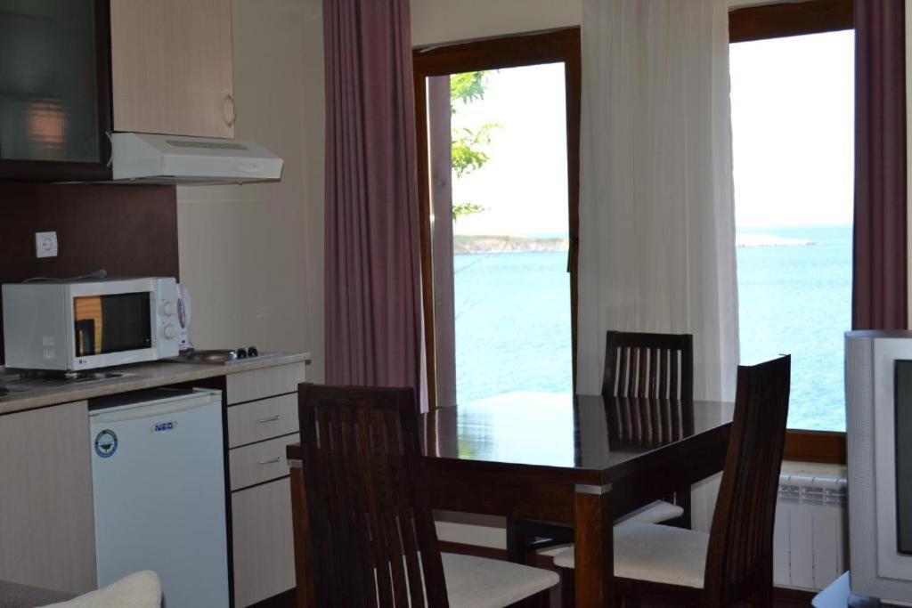 Hotel Diamanti Созополь Экстерьер фото