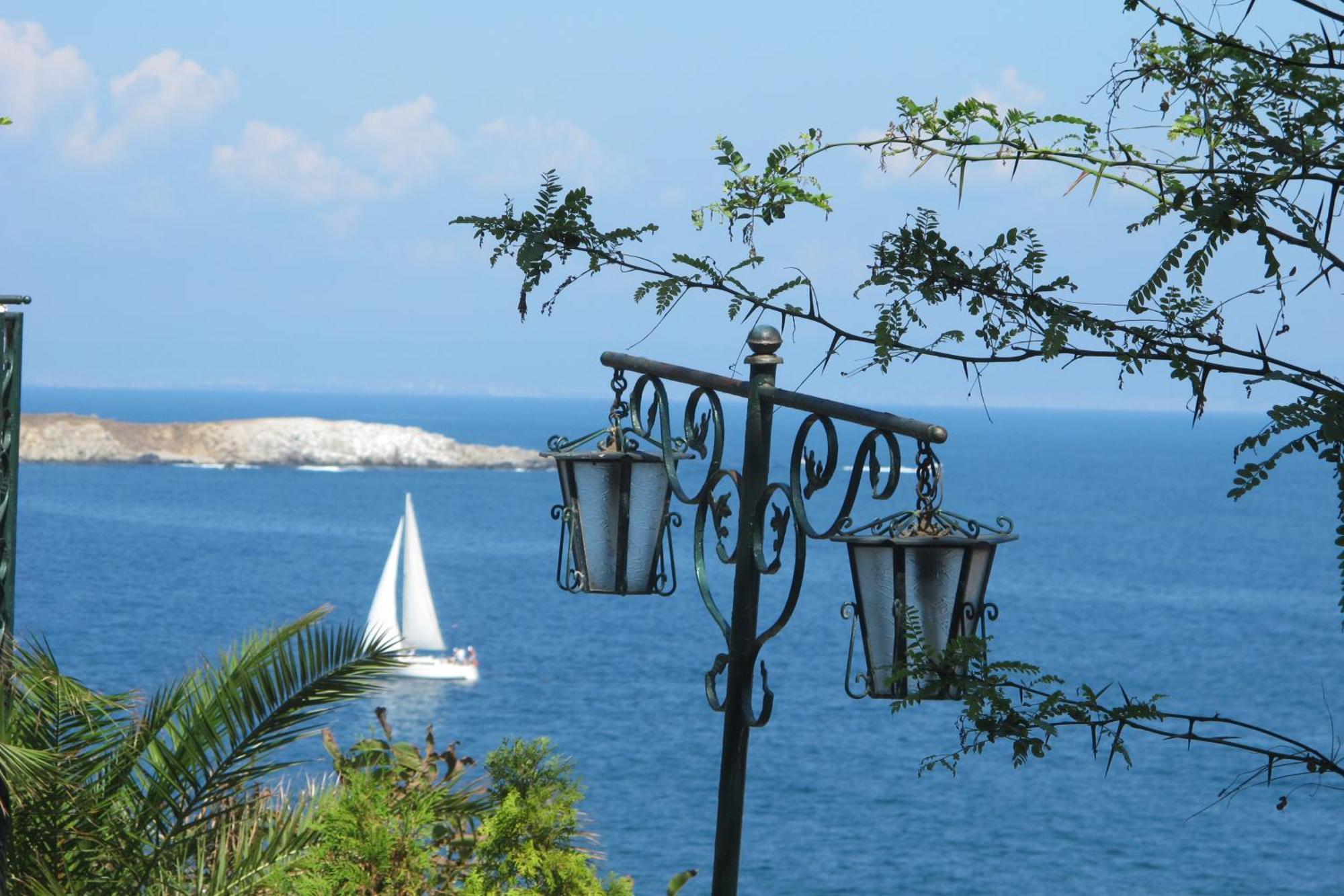 Hotel Diamanti Созополь Экстерьер фото